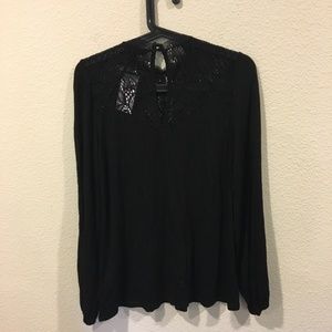 Jessica Simpson Tops - NWT Jessica Simpson black 'Maureen' mockneck top Jessica Simpson Tops - NWT Jessica Simpson black 'Maureen' mockneck top